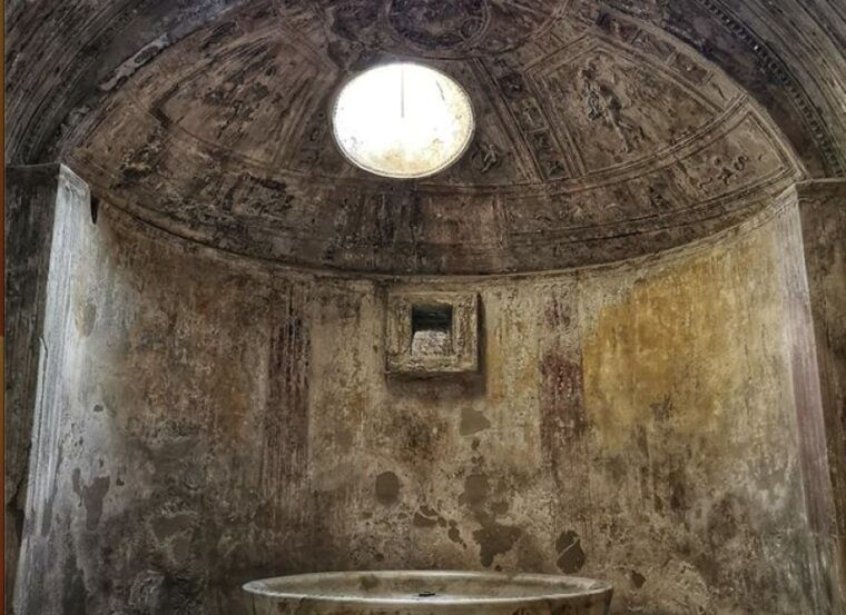 private-pompeii-tour-and-archaeological-museum-of-naples