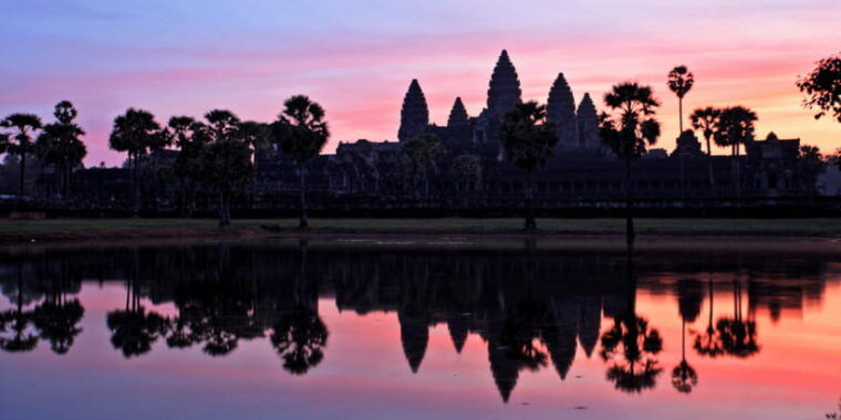 private-sunrise-angkor-wat-tour