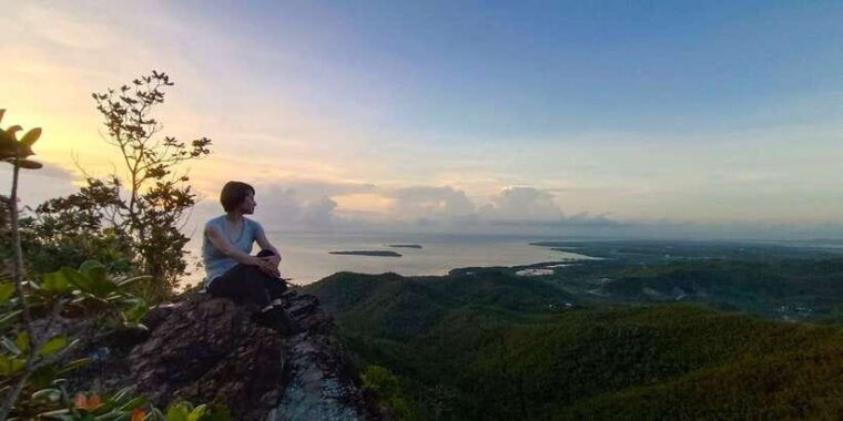 puerto-princesa-private-sunrise-trek-at-mt-magarwak