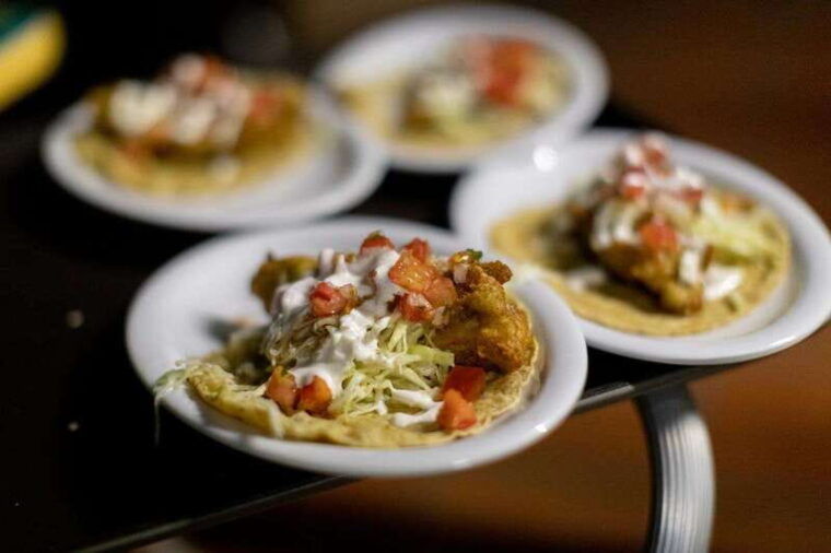 puerto-vallarta-ultimate-taco-tour-in-versalles