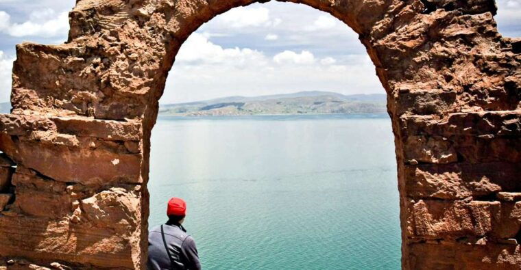 puno-uros-and-taquile-islands-tour-including-lunch