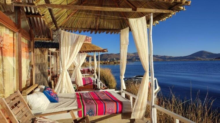puno-uros-island-floating-hotel-2-days-dinner