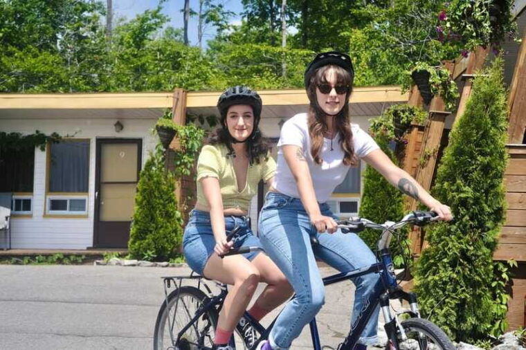 quebec-city-e-tandem-rental-on-ile-dorleans
