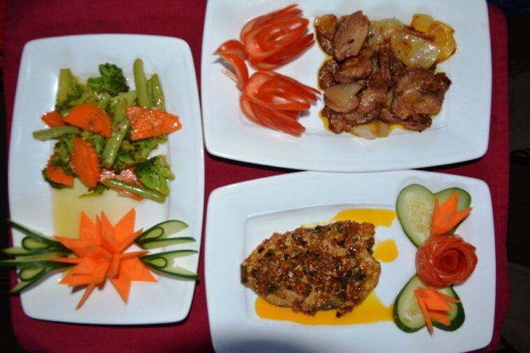 romantic-sunset-dinner-cruise-in-hoi-an