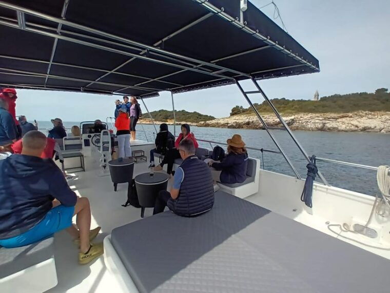 rovinj-sunset-dolphin-group-tours-with-catamaran