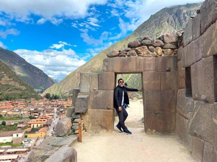 sacred-valley-tour-to-machu-picchu-2-days