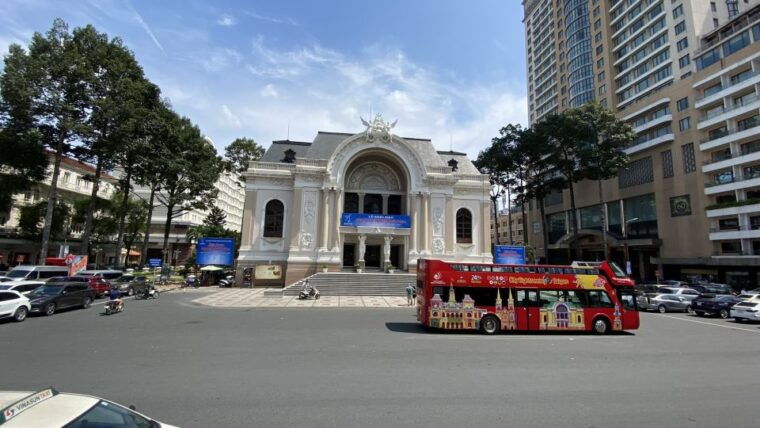 saigon-city-sightseeing-hop-on-hop-off-bus-tour