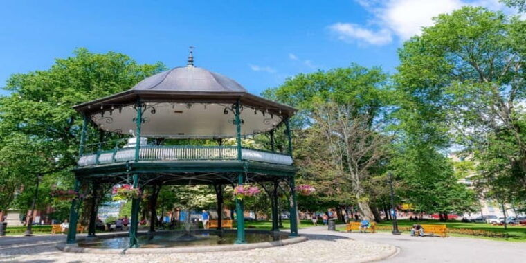saint-john-walking-tour