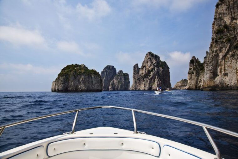 salerno-to-capri-private-boat-excursion