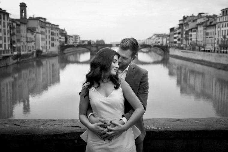san-gimignano-photo-service-shoot-for-couples-and-families