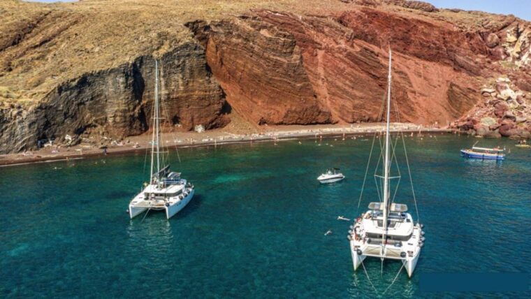 santorini-catamaran-cruise-with-lunch-drinks-oia-visit