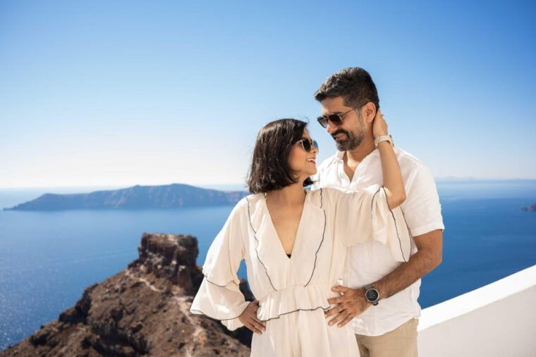 santorini-private-photoshoot-tour-by-a-pro-photographer