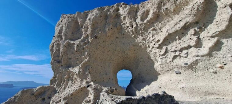 santorini-private-tour-in-spanish-with-local-guide