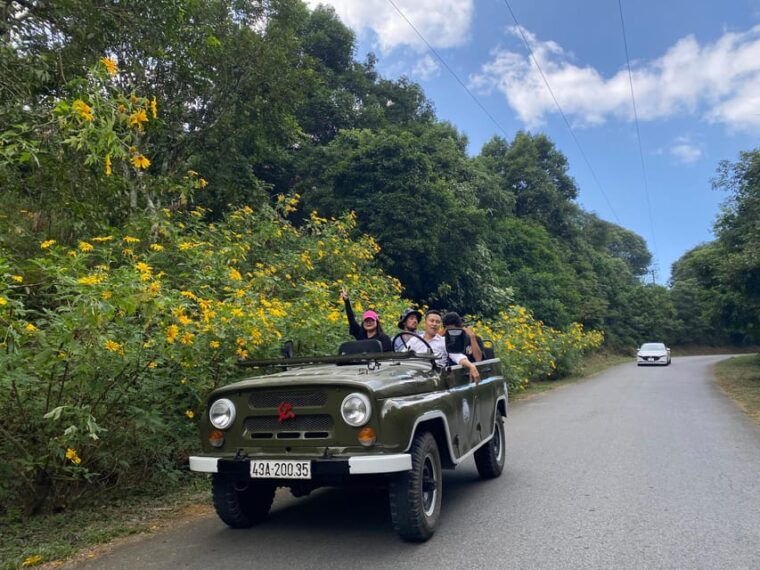 sapa-open-air-jeep-full-days-tour-get-off-the-beate-path