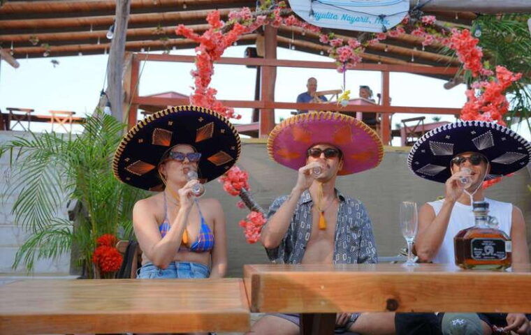 sayulita-tequila-tasting