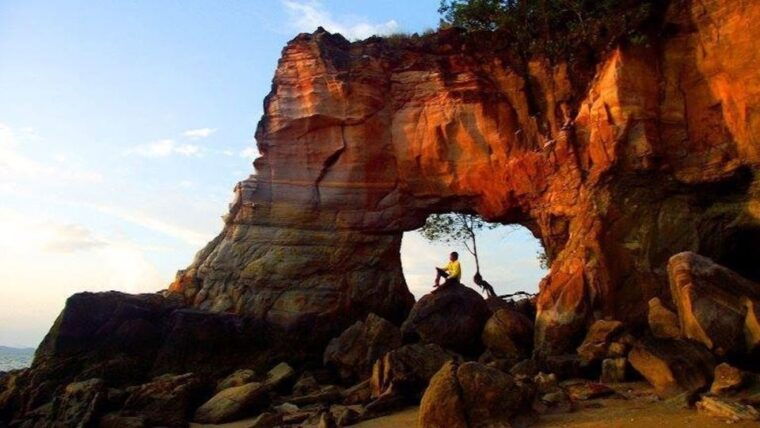 sea-kayaking-in-ao-thalane-optional-full-day-hong-island