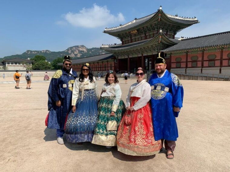 seoul-city-hightlights-palace-tour-and-optional-hanbok
