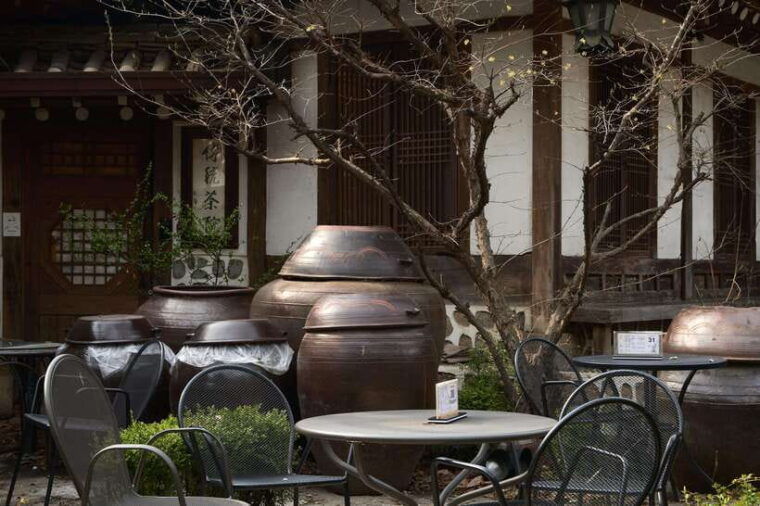 seoul-discovery-of-old-modern-seoul-stories-and-music