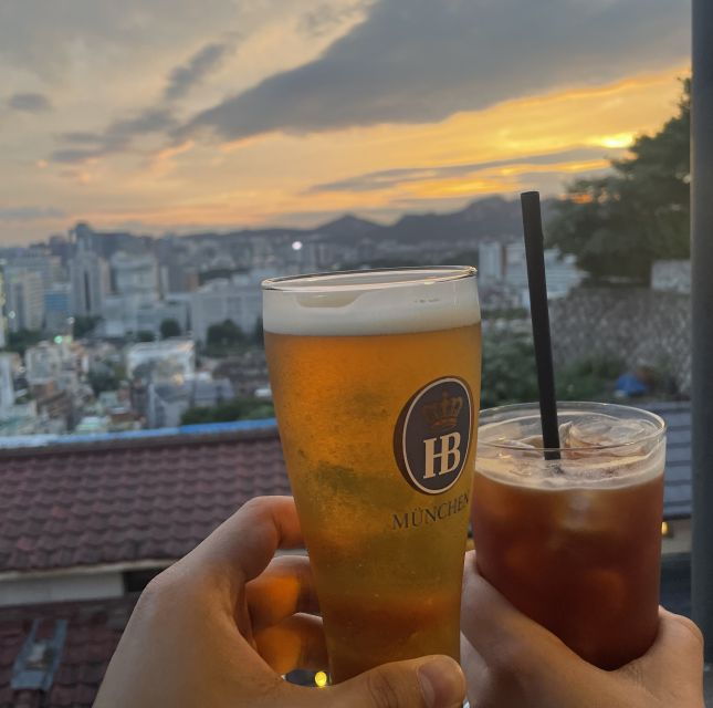 seoul-guided-city-wall-sunset-hike-with-korean-dinner