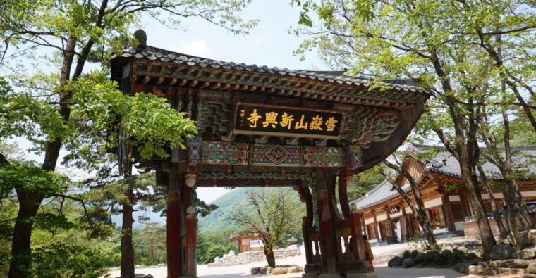 seoul-mt-seorak-hike-with-naksansa-temple-or-nami-island