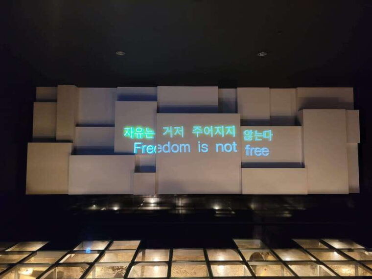 seoul-war-memorial-of-korea-guided-museum-tour