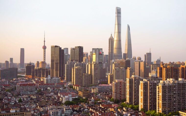 shanghai-city-new-and-old-theme-one-day-highlights-tour