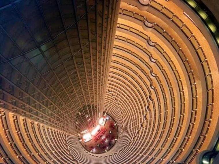 shanghai-jinmao-tower-88th-floor-sightseeing-hall