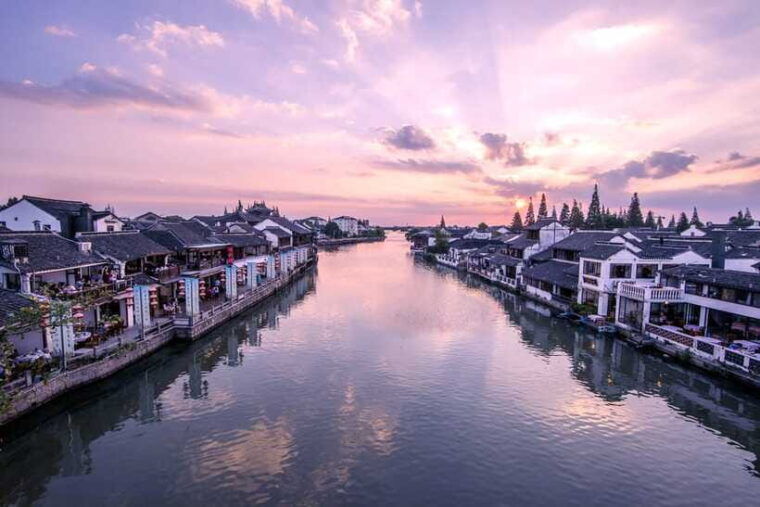 shanghai-seven-treasure-town-zhujiajiao-water-town-tour