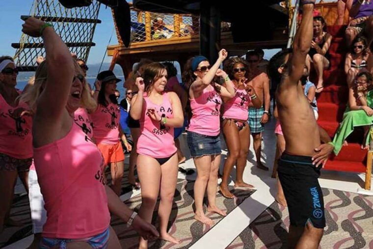 side-dolphin-island-boat-tour-lunch-sotf-drinks-swimming