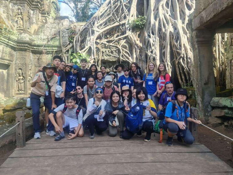 siem-reap-angkor-wat-floating-village-apsara-dance-show