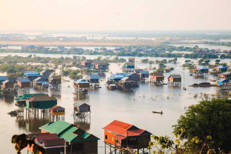 siem-reap-half-day-kampong-phluk-with-sunset-boat-guide
