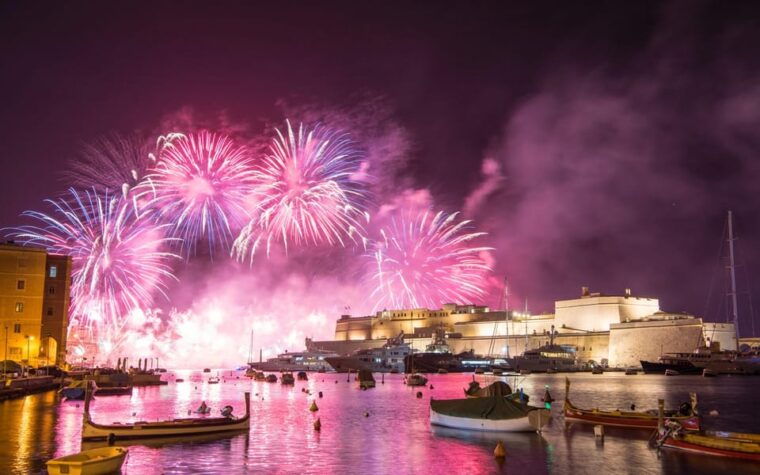 sliema-fireworks-festival-cruise-with-dinner-and-transfers