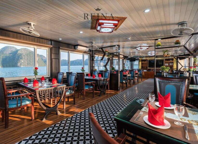 small-deluxe-cruise-in-halong-bay-day-with-lunch-and-sunset