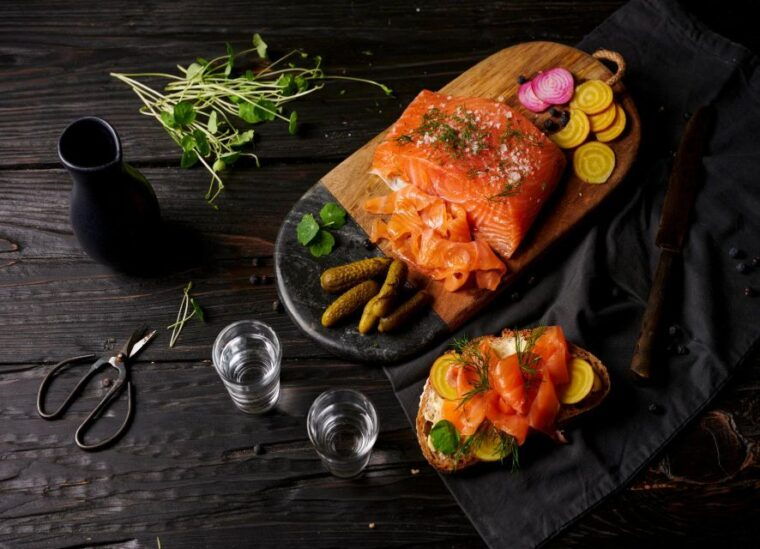 snaps-hygge-and-nightlife-tour-in-stockholm-old-town-bars