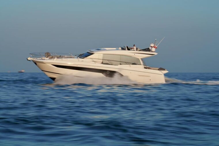 sopot-gdansk-private-cruise-on-a-luxury-motor-yacht