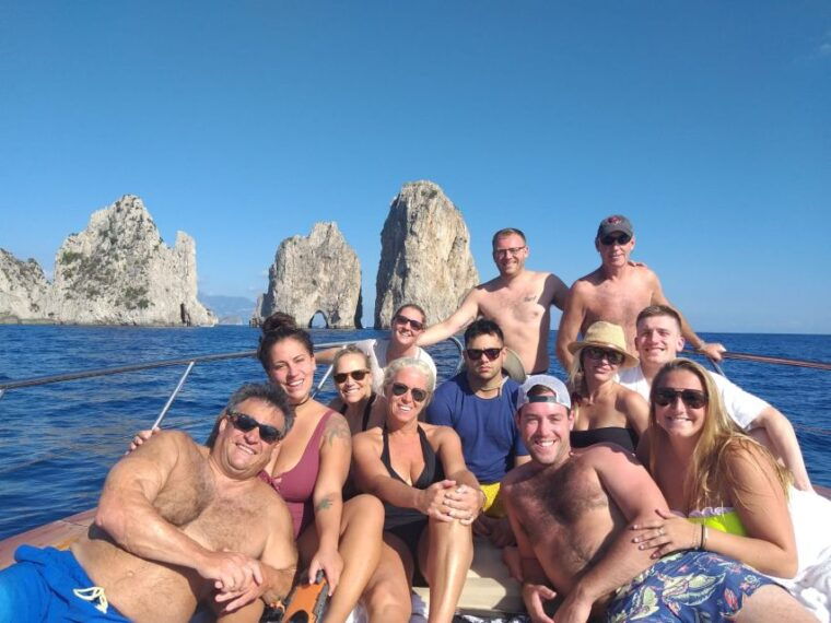 sorrento-private-boat-tour-of-capri-ischia-and-procida