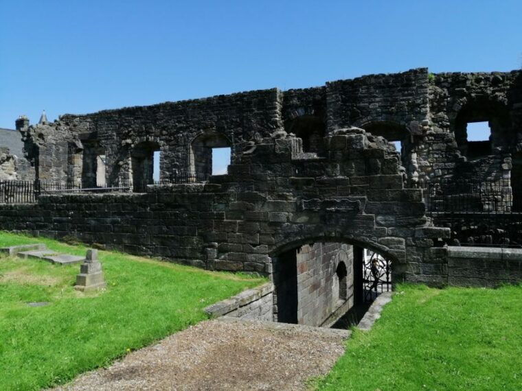 stirling-daily-guided-walking-tour