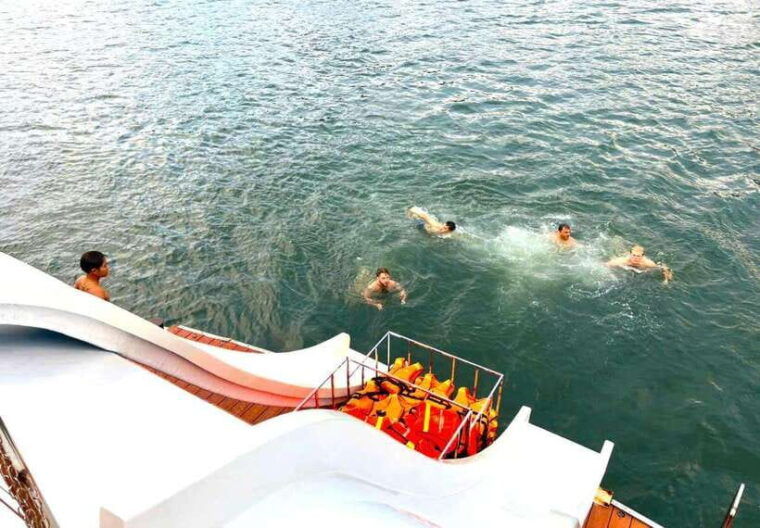 stunning-lan-ha-bay-sunset-tour-on-luxury-cruise-jacuzzi