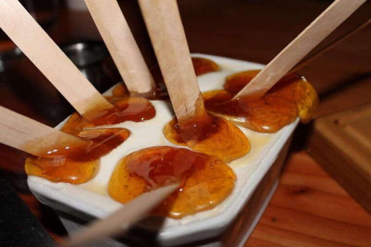 sugar-shack-full-day-tour-with-maple-taffy-from-montreal