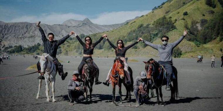 surabaya-budget-friendly-private-bromo-sunrise-tour