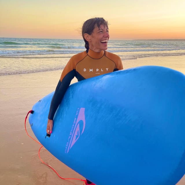 surf-lessons-albufeira-treating-people-like-real-people