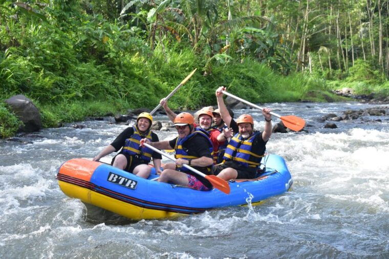 telaga-waja-white-water-rafting-with-lunch