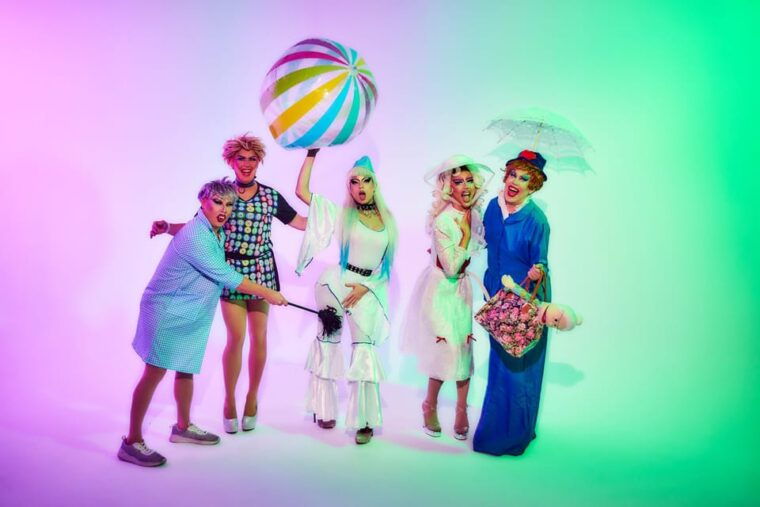 the-big-saturday-night-party-hosted-by-drag-queens
