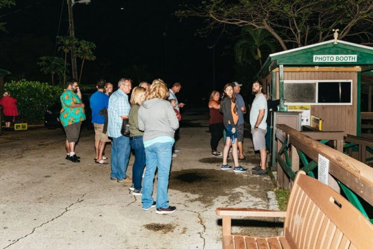 the-everglades-1-hour-airboat-night-tour