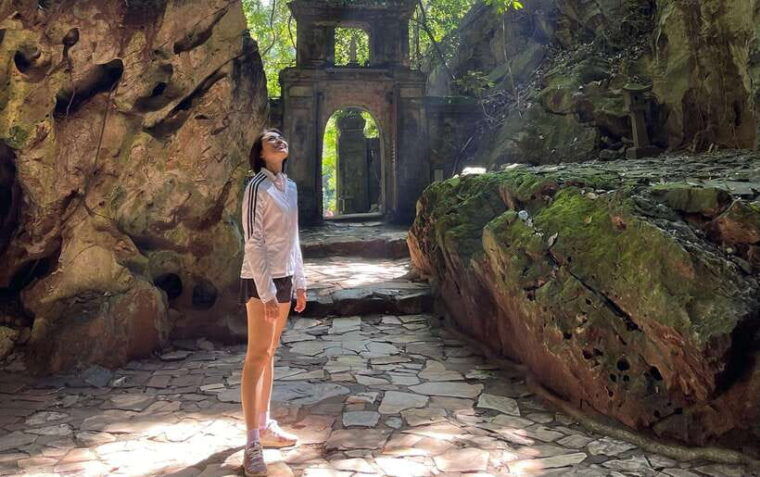 the-private-tour-to-marble-mountain-hiking-adventure