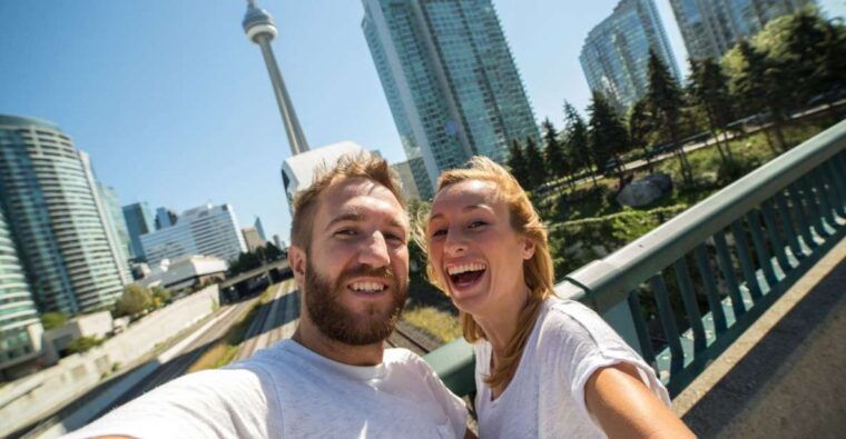 toronto-highlights-hidden-gems-private-tour-with-a-local