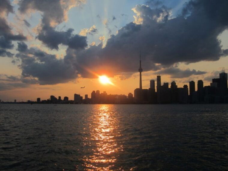 toronto-islands-morning-or-twilight-3-5-hour-bike-tour
