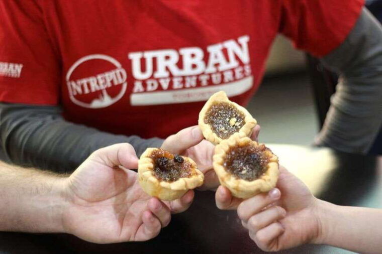 toronto-private-food-discovery-at-the-st-lawrence-market