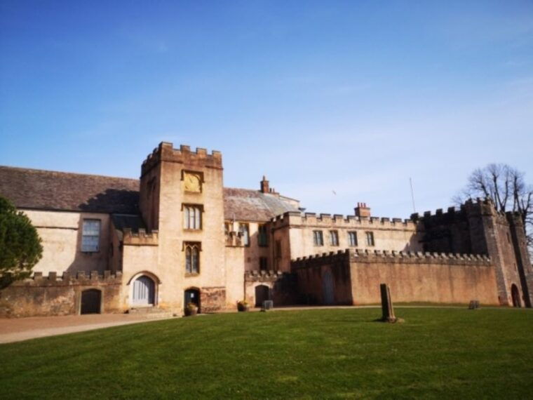 torquay-the-extraordinary-life-of-agatha-christie-tour