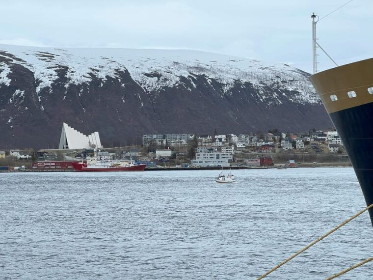 tromso-explore-the-city-and-a-guided-tour-of-polarmuseum